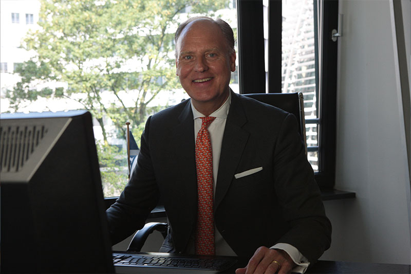 Oliver M. Schilz